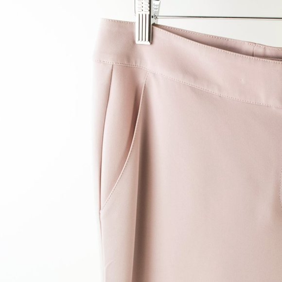 St. John Blush Crepe Tapered Trousers - Picture 3 of 8